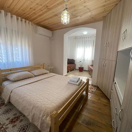 Guesthouse Kroi City Center 培拉特 外观 照片