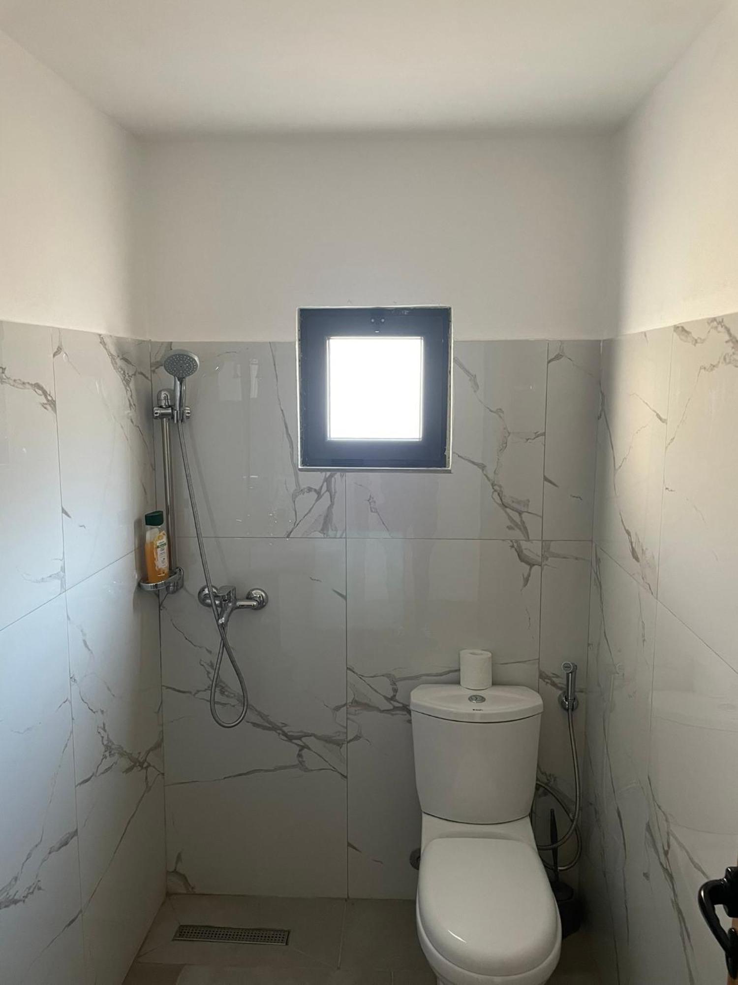 Guesthouse Kroi City Center 培拉特 外观 照片